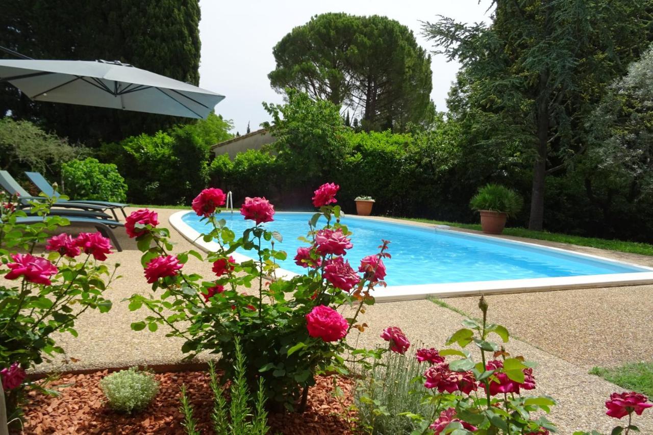 Vila The Blue Tit - Private Swimming Pool LʼIsle-sur-la-Sorgue Exteriér fotografie